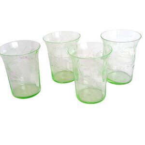 Set Of 4 Vintage Green Etched Uranium Glass Tumblers Floral Design